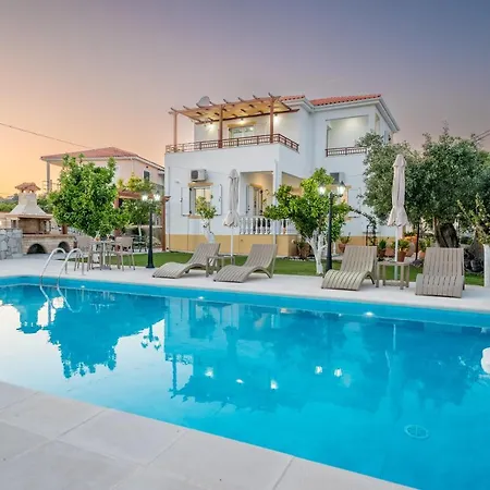 Erasmia- House 2 Upper Floor Holiday home *