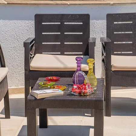 Erasmia- House 2 Upper Floor