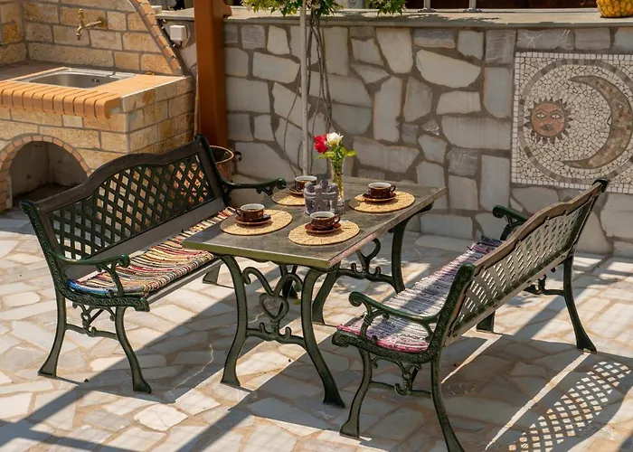 Erasmia- House 2 Upper Floor בית נופש סבורונטה